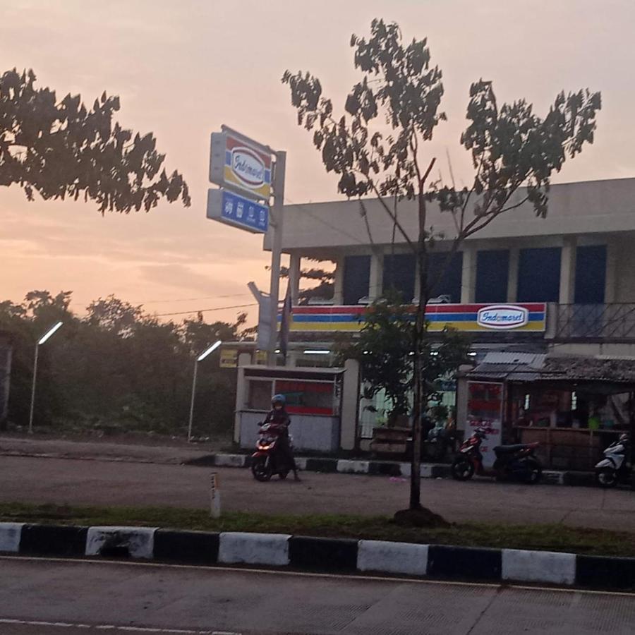 Hotel Gea Syariah Serang Esterno foto