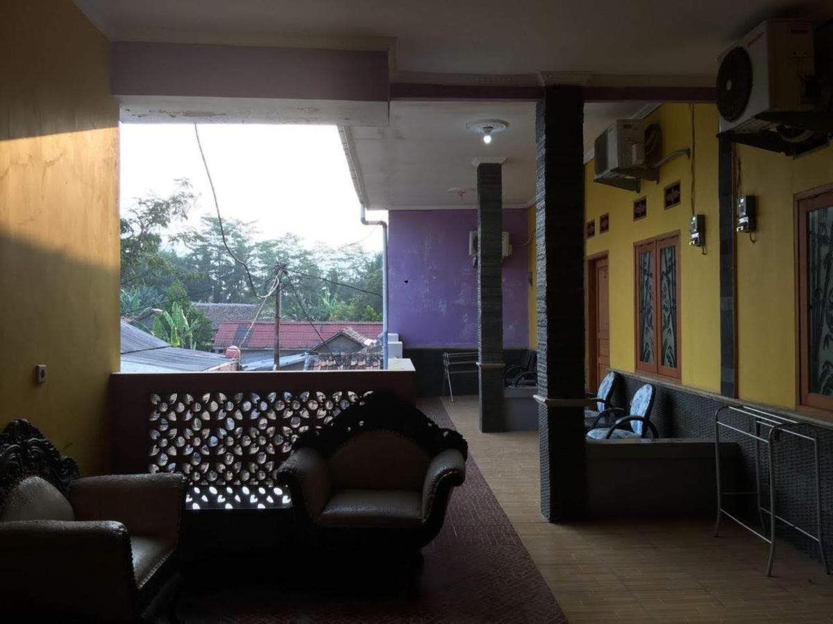 Hotel Gea Syariah Serang Esterno foto